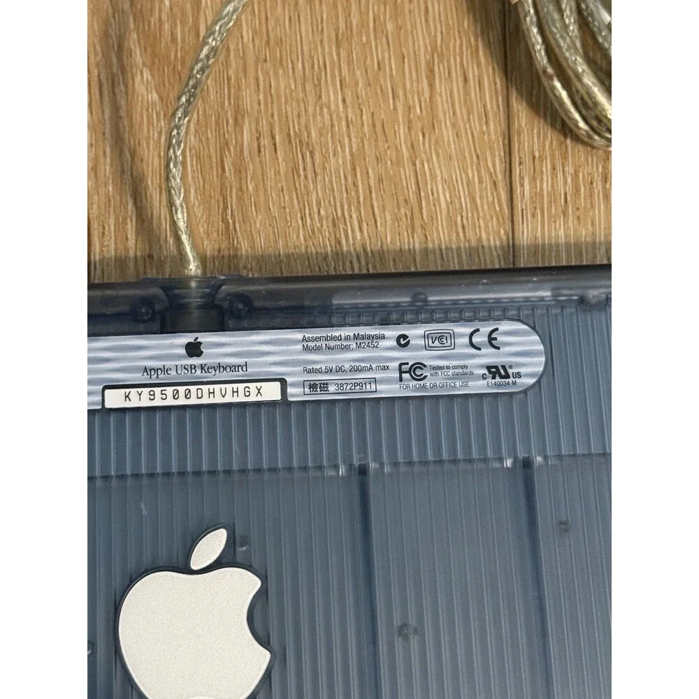 Vintage Apple M2452 2-Port USB Wired Keyboard Teal Blue Translucent, WORKS
